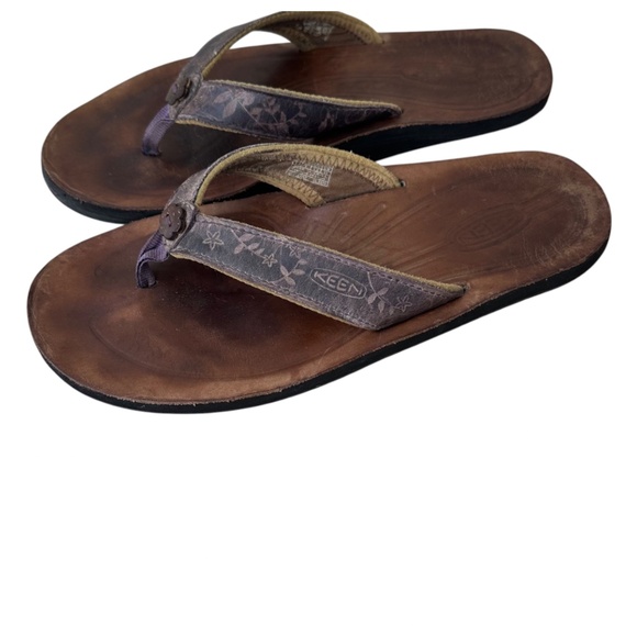Keen Florence Sz 8 Flip Flops Thong Sandals Leather Brown Floral Slip On - Picture 1 of 7